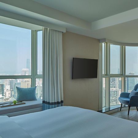 Two Macdonnell Road Aparthotel Hong Kong Exterior foto