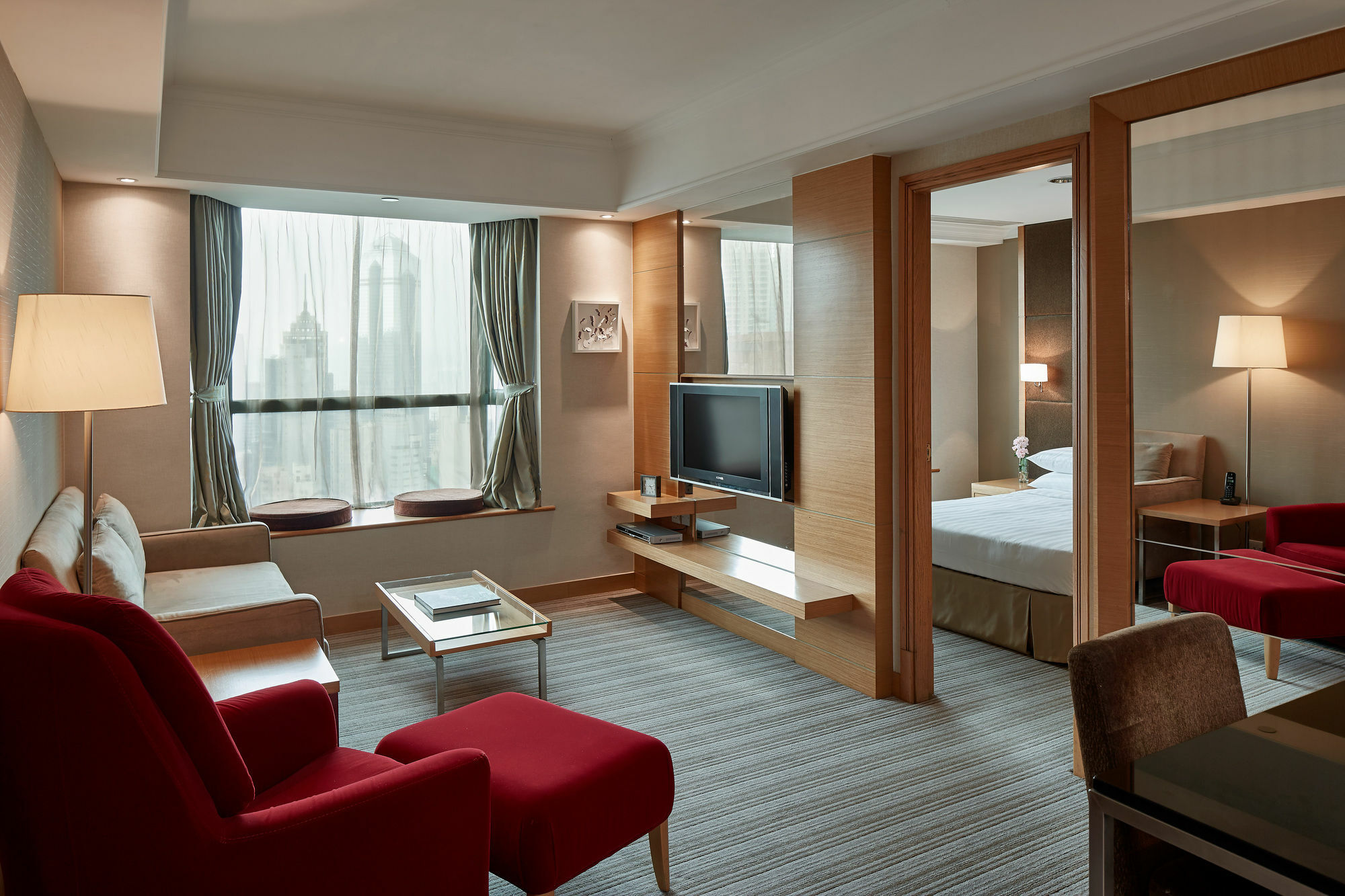 Two Macdonnell Road Aparthotel Hong Kong Exterior foto